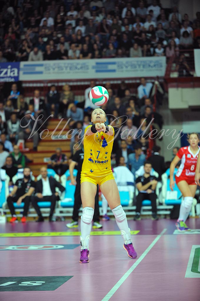 Igor NO-Yamamay (22)